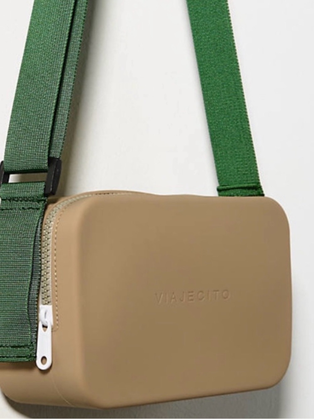 Viajecito Splashkit Classic Waterproof Silicone Crossbody Bag Taupe